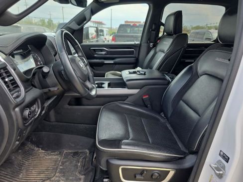 Used 2022 RAM 1500 Laramie w/ Sport Appearance Package AWD/4WD image 14