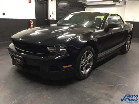 Used 2012 Ford Mustang Premium image 16