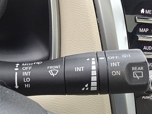 Used 2020 Nissan Murano Platinum w/ Cargo Package image 17