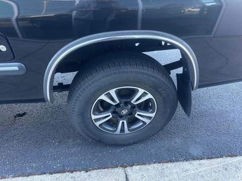 Used 2002 Toyota Tundra SR5 image 28