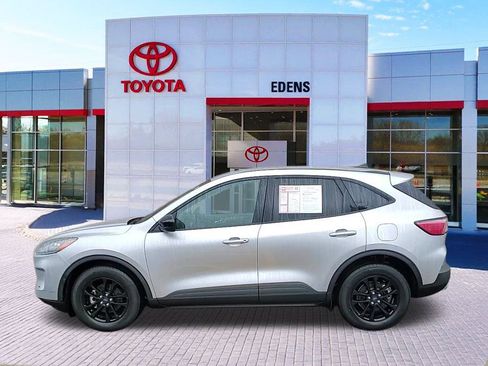 Used 2020 Ford Escape SE Sport image 6