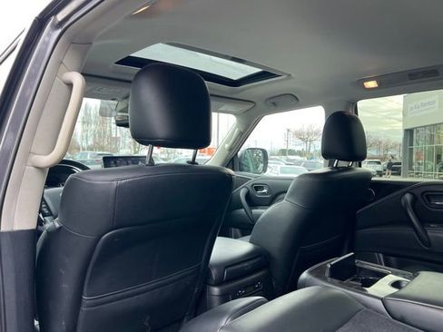 Used 2024 INFINITI QX80 Luxe AWD/4WD image 11