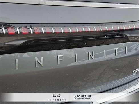 New 2025 INFINITI QX80 Sensory w/ Exterior Package image 9
