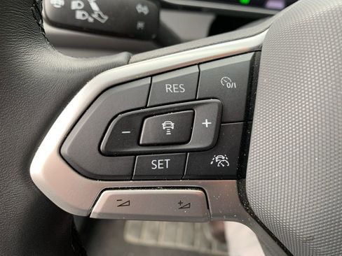 Used 2025 Volkswagen Jetta Sport FWD image 21