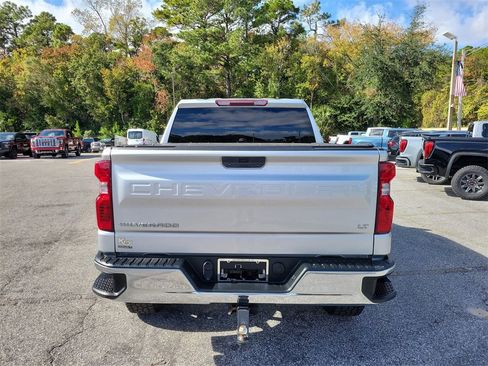 Used 2021 Chevrolet Silverado 1500 LT image 10