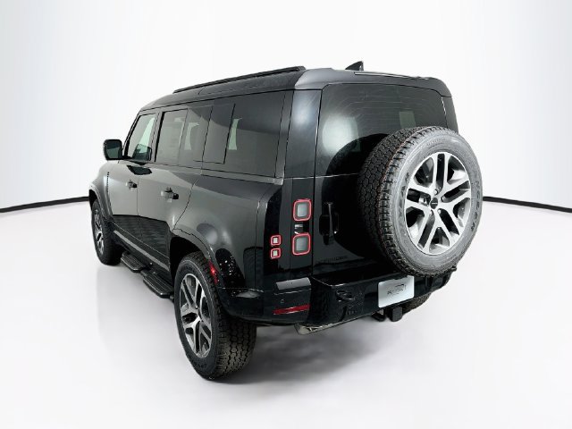 New 2026 Land Rover Defender 110 X-Dynamic SE AWD/4WD image 7