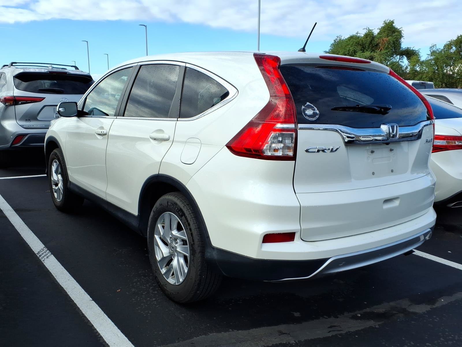 Used 2015 Honda CR-V EX image 3