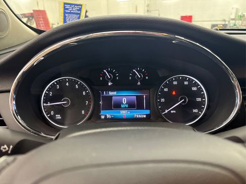 Used 2022 Buick Encore Preferred w/ Safety Package image 21