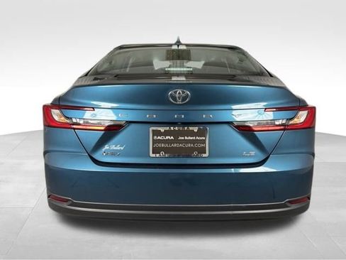 Used 2025 Toyota Camry LE image 6