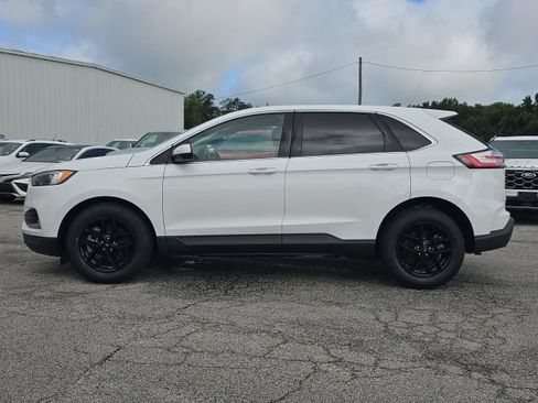 Used 2024 Ford Edge SEL AWD/4WD image 2