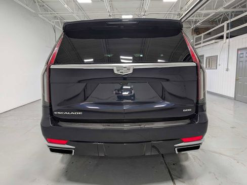 Certified 2021 Cadillac Escalade Premium Luxury image 9