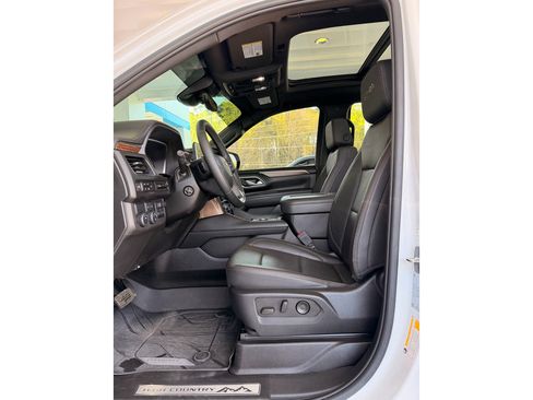 Used 2023 Chevrolet Tahoe High Country w/ Premium Package image 14