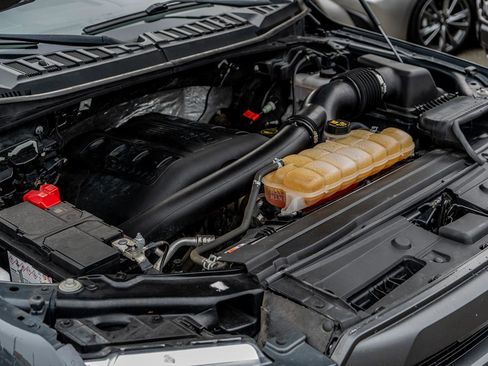 Used 2016 Ford F150 Lariat w/ Equipment Group 502A Luxury image 42