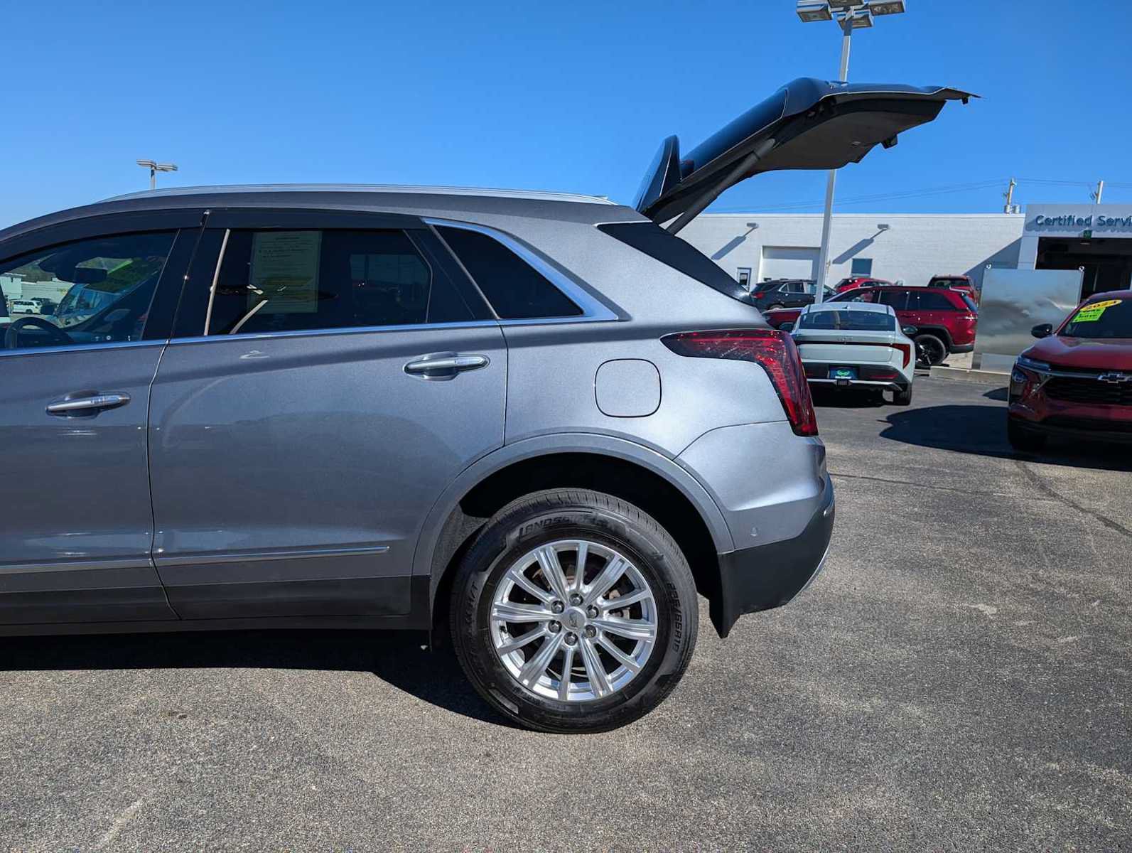 Certified 2021 Cadillac XT5 Premium Luxury AWD/4WD image 11