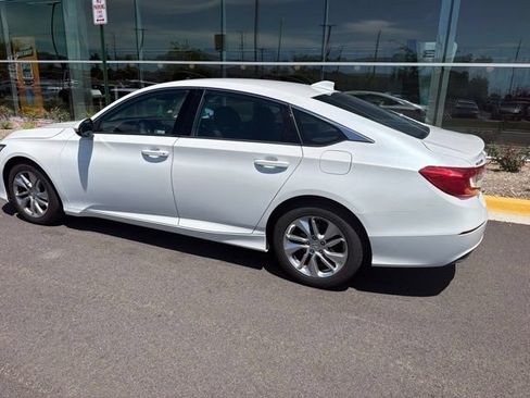 Used 2018 Honda Accord LX image 18