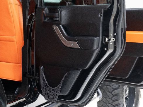 Used 2015 Jeep Wrangler Unlimited Sport w/ Quick Order Package 24S AWD/4WD image 22