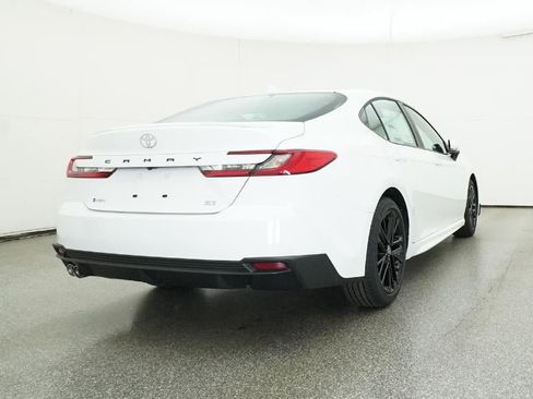 New 2026 Toyota Camry SE image 24