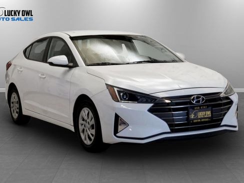 Used 2020 Hyundai Elantra SE w/ Cargo Package (C1) FWD image 2