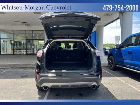 Used 2019 Ford Edge Titanium FWD image 34