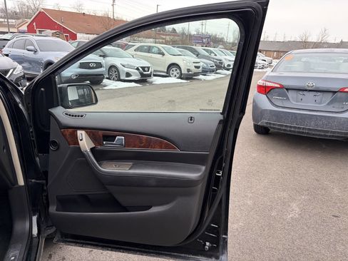 Used 2013 Lincoln MKX AWD image 19