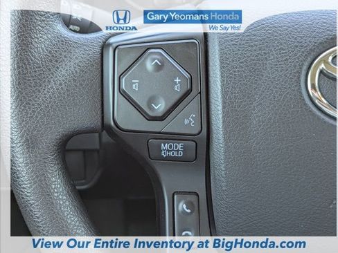 Used 2022 Toyota Tacoma SR image 24