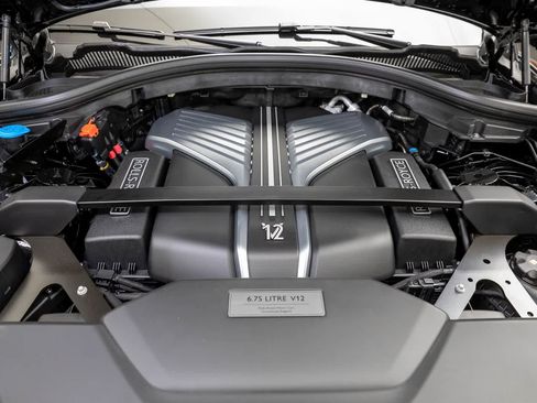 New 2027 Rolls-Royce Cullinan Black Badge AWD/4WD image 8