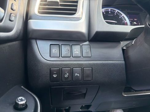 Used 2019 Toyota Highlander Limited Platinum AWD/4WD image 37