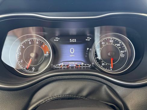 Used 2019 Jeep Cherokee Trailhawk w/ Cold Weather Group AWD/4WD image 13