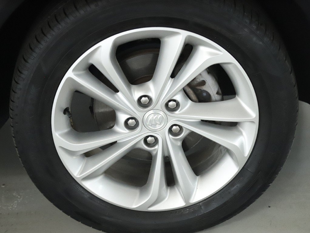 Used 2023 Buick Encore GX Preferred FWD image 11