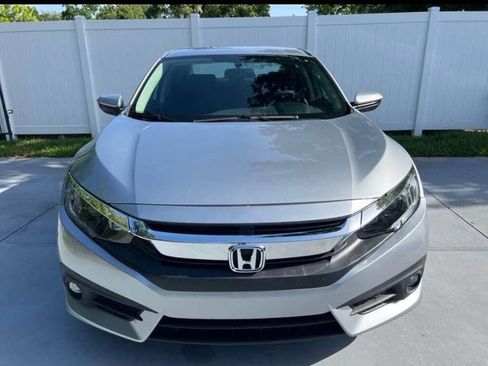 Used 2018 Honda Civic LX image 3