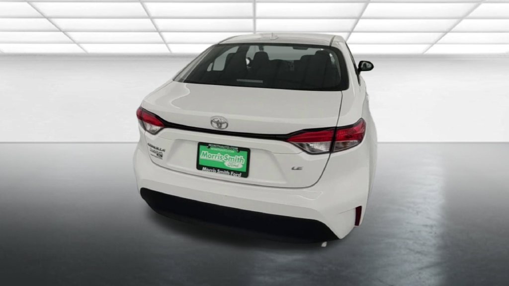 Used 2024 Toyota Corolla LE FWD image 7