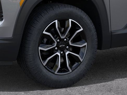 New 2026 Chevrolet TrailBlazer ACTIV w/ Convenience Package FWD image 9