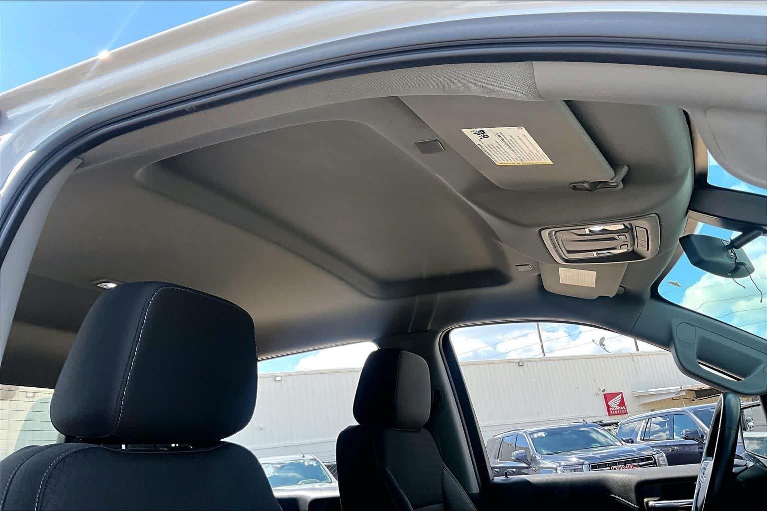 Used 2021 Chevrolet Silverado 1500 LT RWD image 14