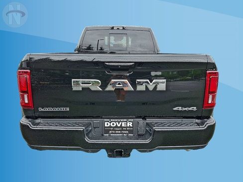 Used 2025 RAM 3500 Limited w/ Towing Technology Group AWD/4WD image 23