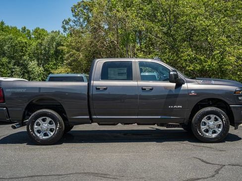 New 2026 RAM 3500 Big Horn AWD/4WD image 4