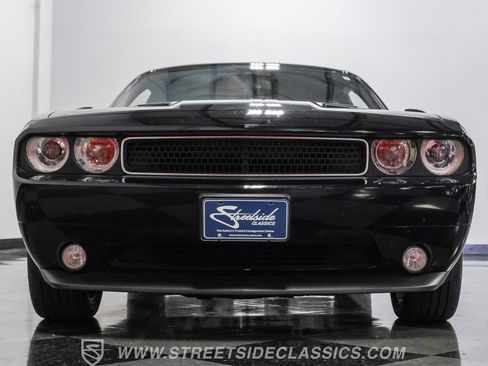 Used 2012 Dodge Challenger R/T image 29