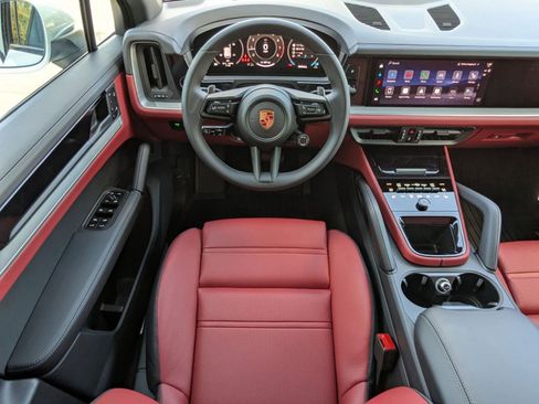 New 2026 Porsche Cayenne image 15