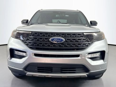 Used 2021 Ford Explorer Limited image 2