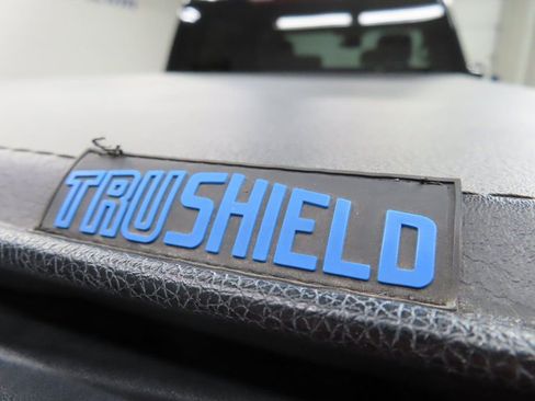 Used 2023 GMC Sierra 1500 Elevation image 34