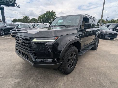 Used 2024 Lexus GX 550 AWD/4WD image 22