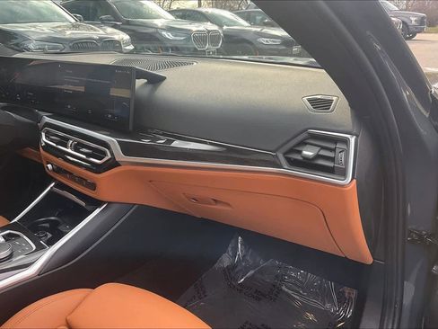 Used 2024 BMW 330i xDrive Sedan w/ Premium Package image 18