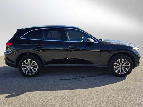 Used 2026 Mercedes-Benz GLC 300 4MATIC image 2