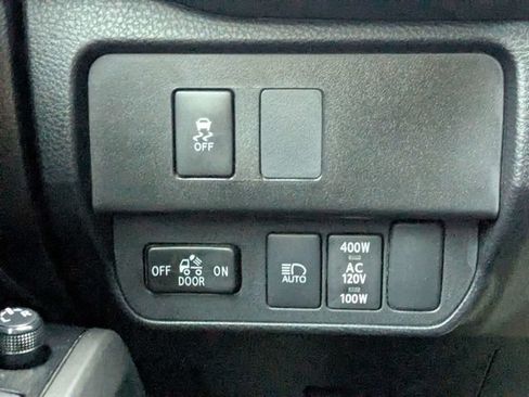 Used 2023 Toyota Tacoma TRD Sport w/ Technology Package AWD/4WD image 24