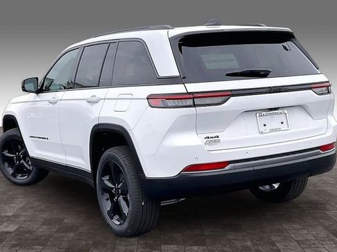 New 2026 Jeep Grand Cherokee Limited AWD/4WD image 3