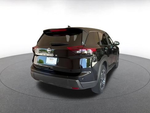 Used 2025 Nissan Rogue SV FWD image 15