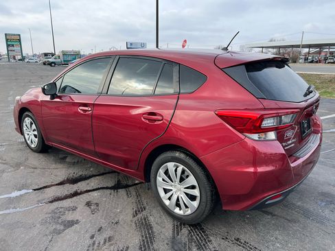Used 2022 Subaru Impreza 2.0i image 3