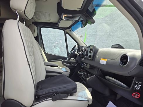 New 2025 Mercedes-Benz Sprinter 3500 image 30