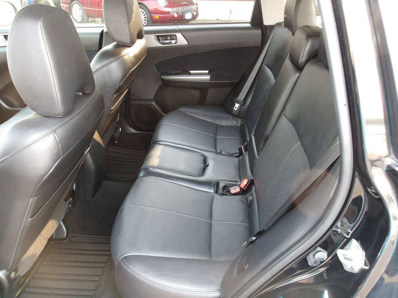 Used 2012 Subaru Forester 2.5X Limited AWD/4WD image 10