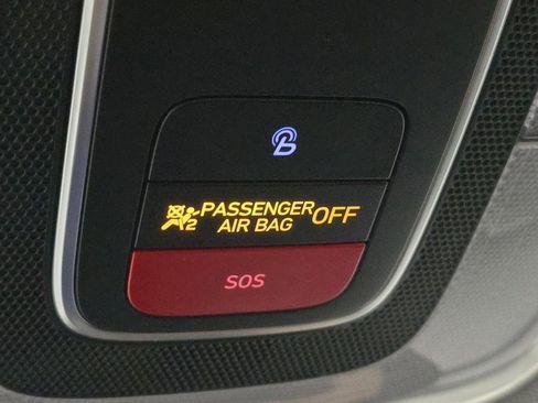 Used 2023 Hyundai Elantra SEL w/ Convenience Package image 33