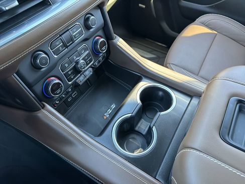 Used 2024 Chevrolet Tahoe High Country w/ Premium Package image 7